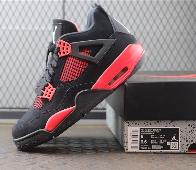 AJ #RedThunder Retro4