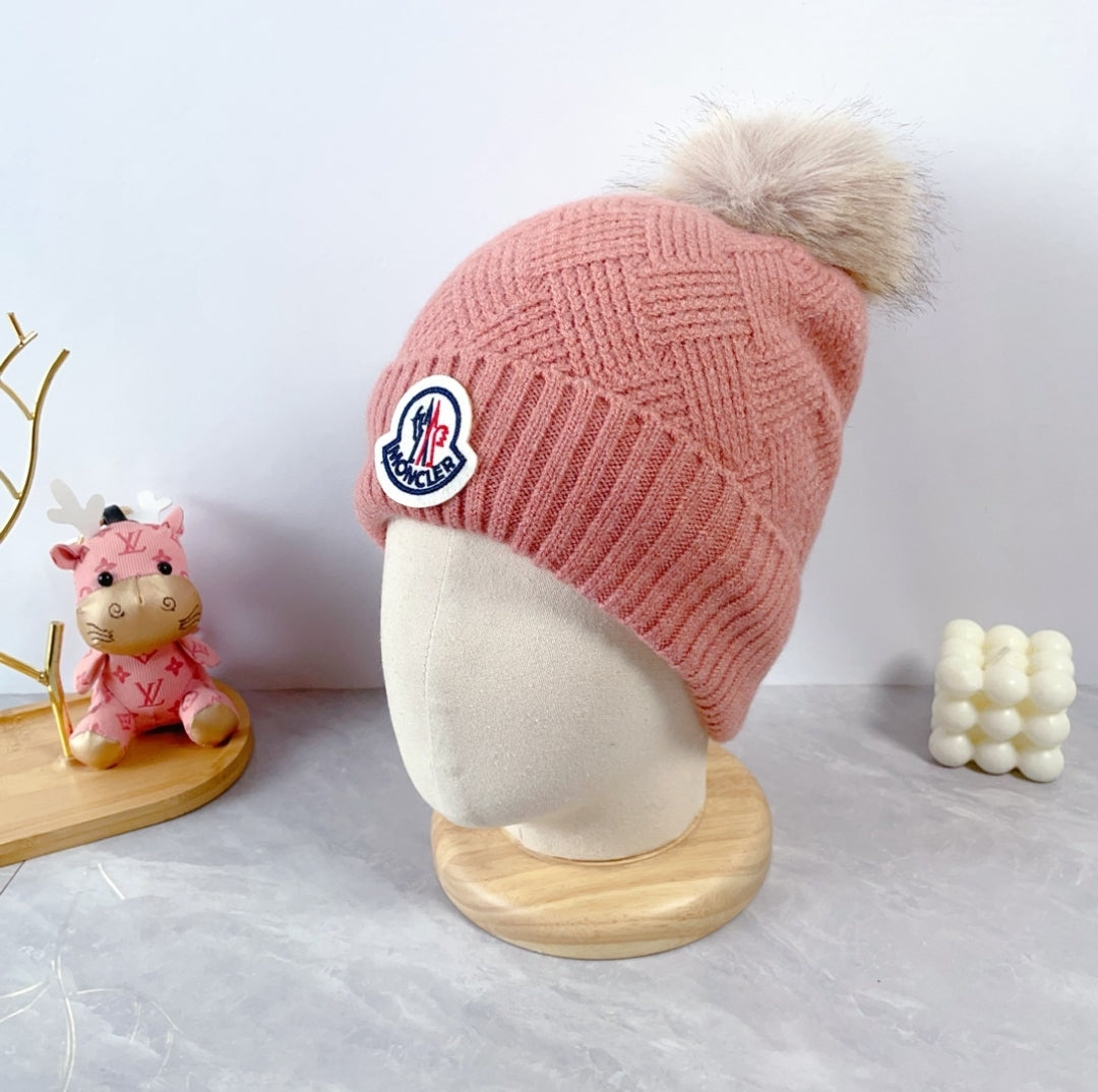 MC #PomBeanie (3Colors)