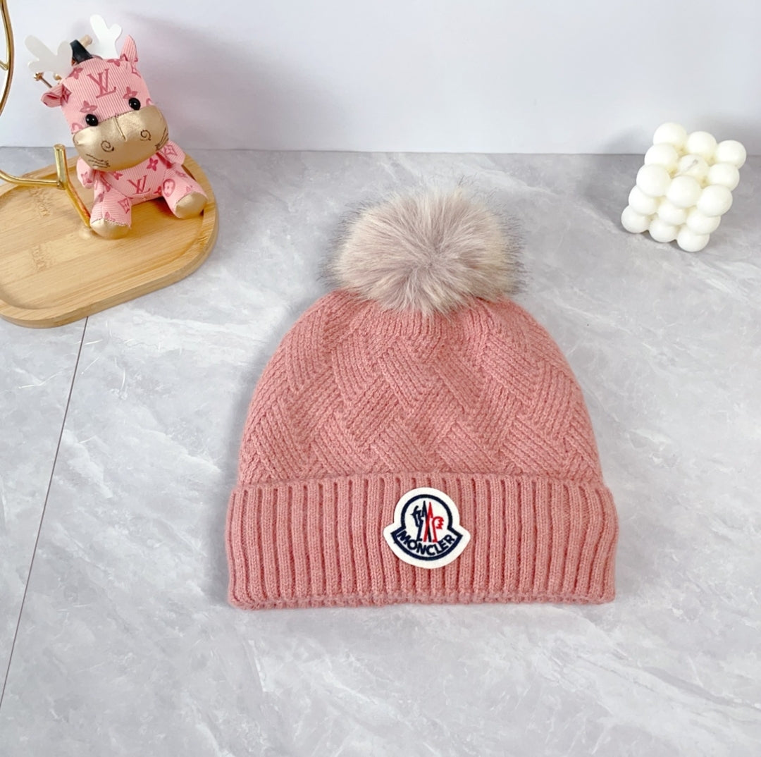 MC #PomBeanie (3Colors)