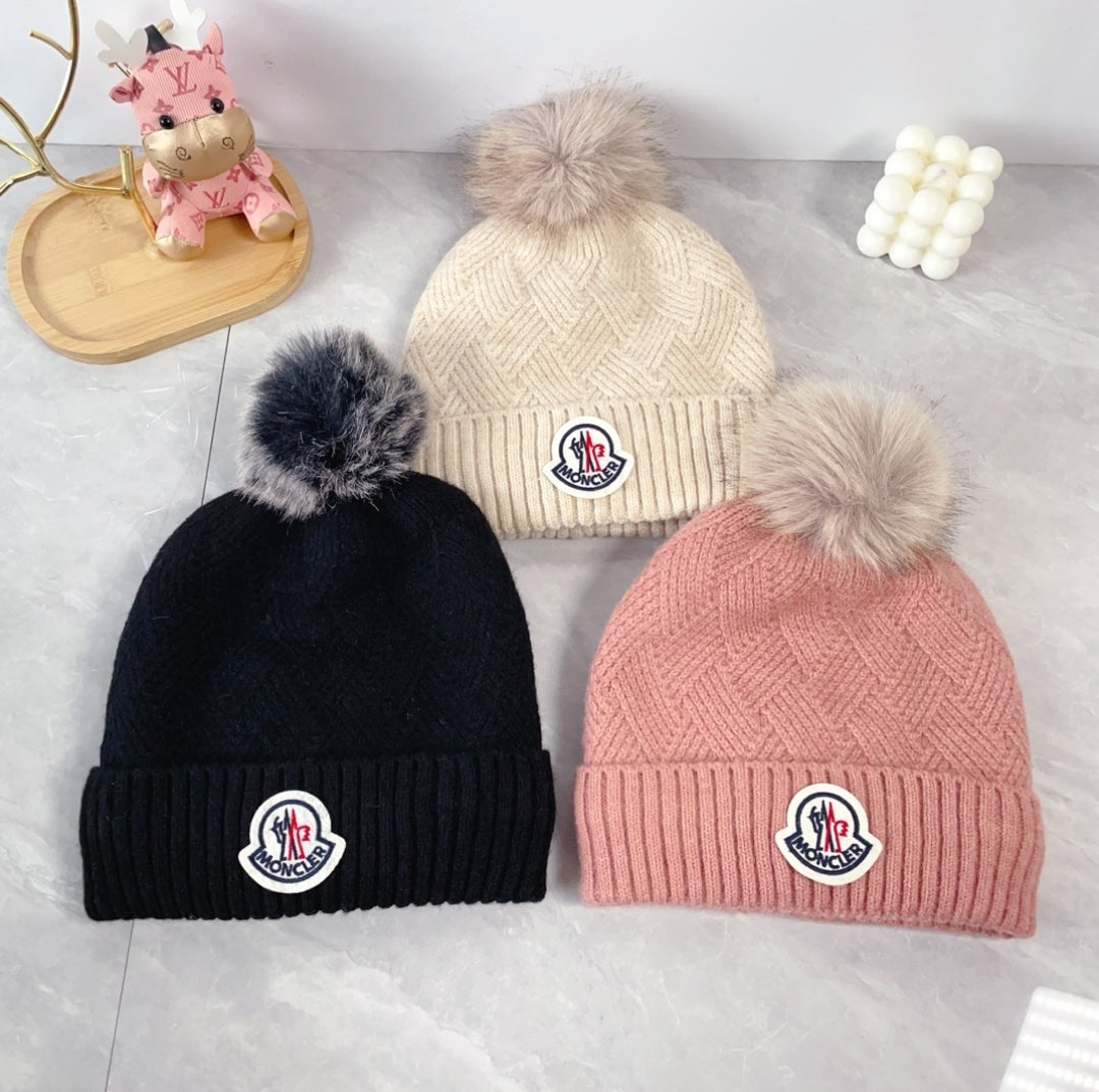 MC #PomBeanie (3Colors)