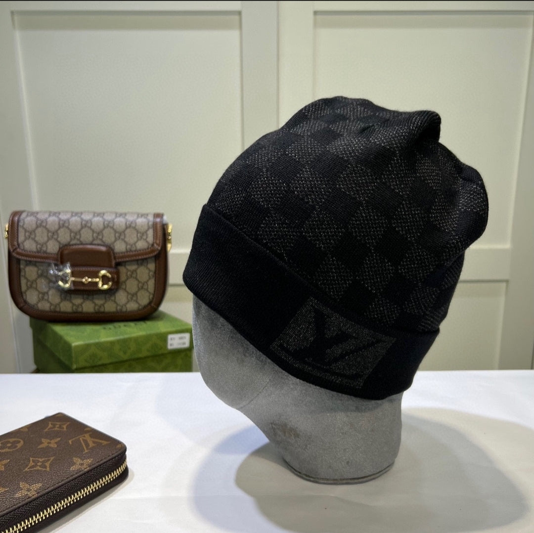 LV #BigLogoBeanie