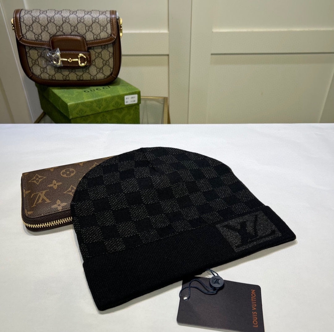 LV #BigLogoBeanie