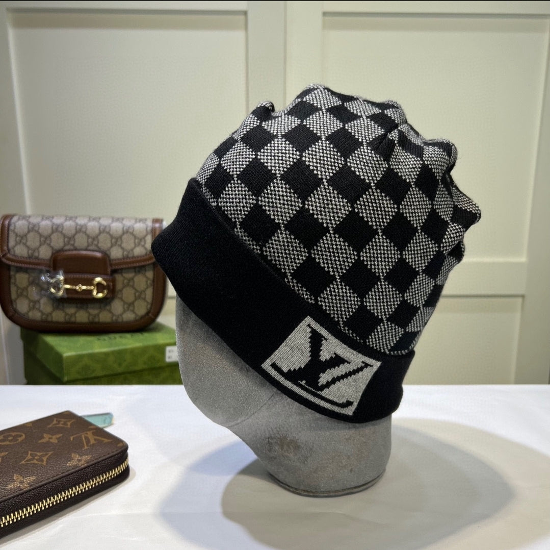 LV #BigLogoBeanie