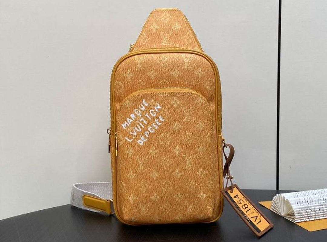 LV #NYAvenue Sling