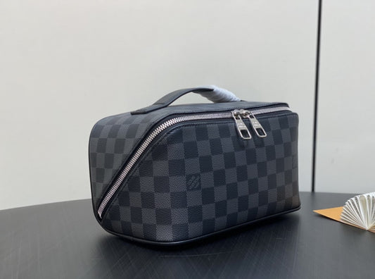 LV #Toiletry Bag