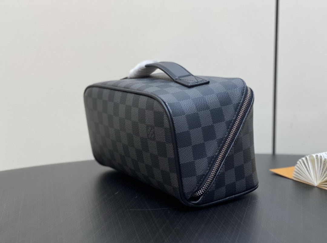 LV #Toiletry Bag