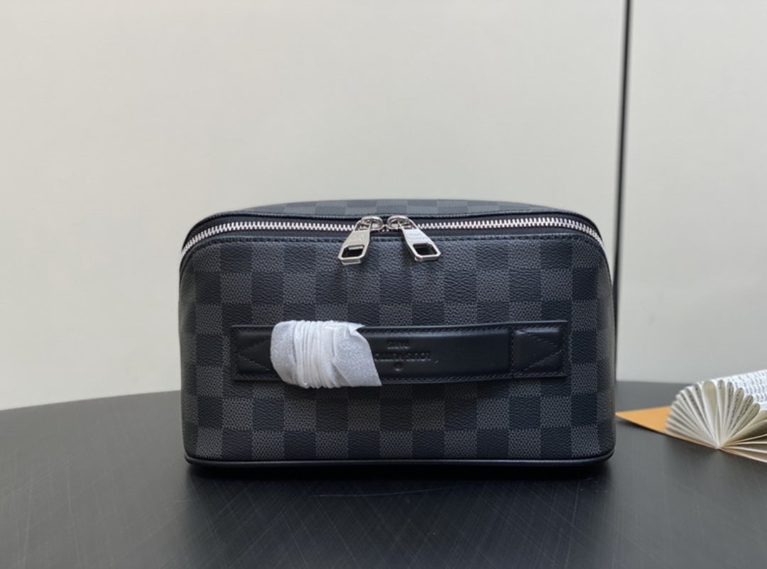 LV #Toiletry Bag