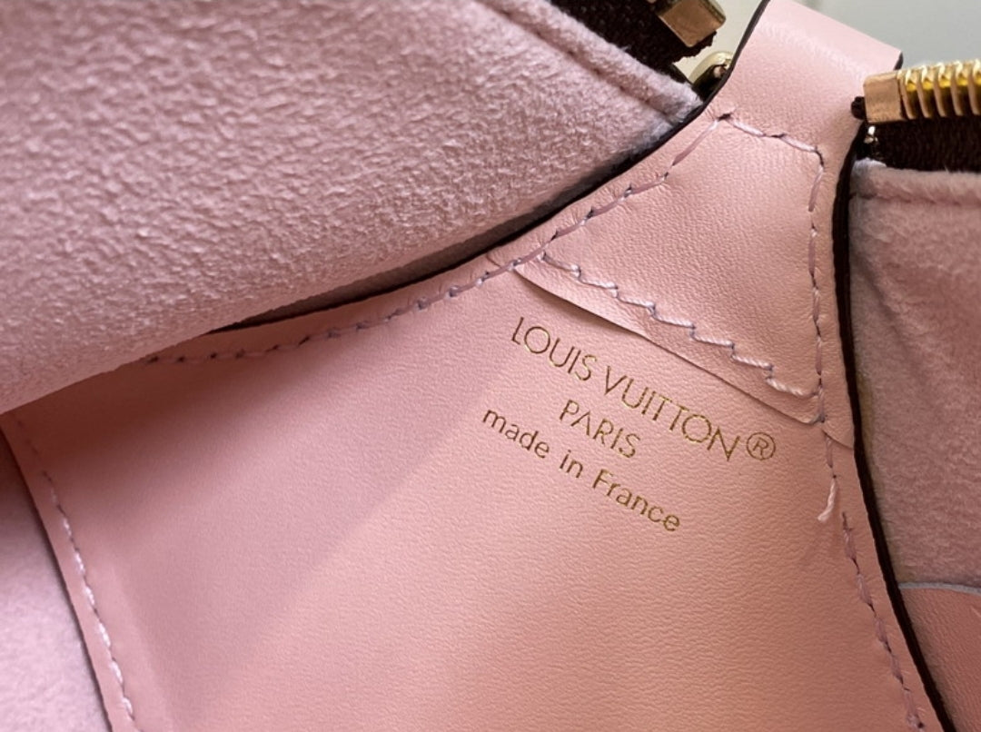 LV #PinkBloom