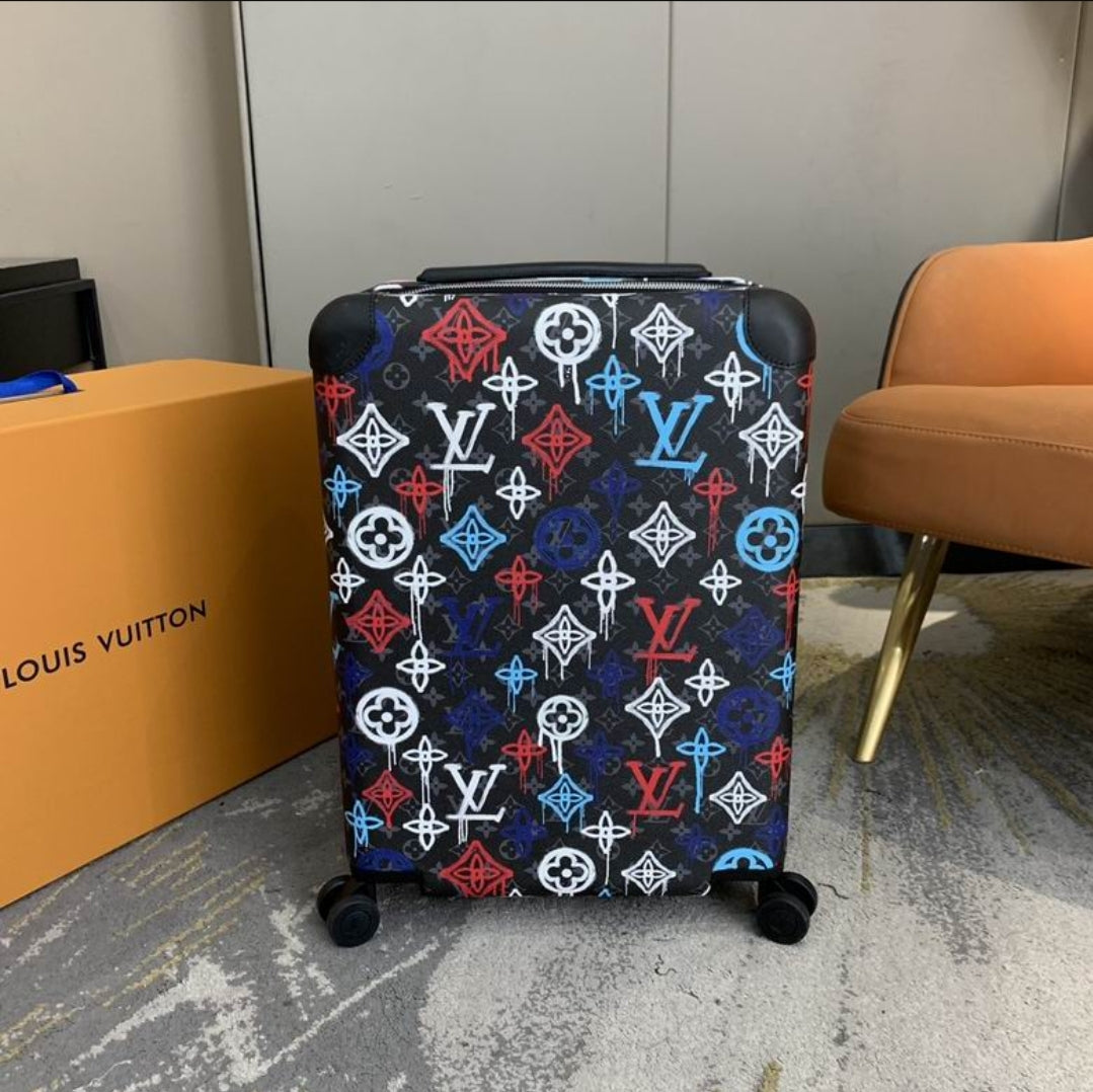 LV #Horizon Luggage