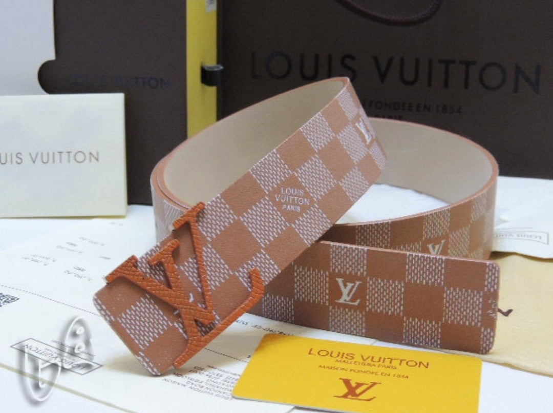 LV #initials38mm