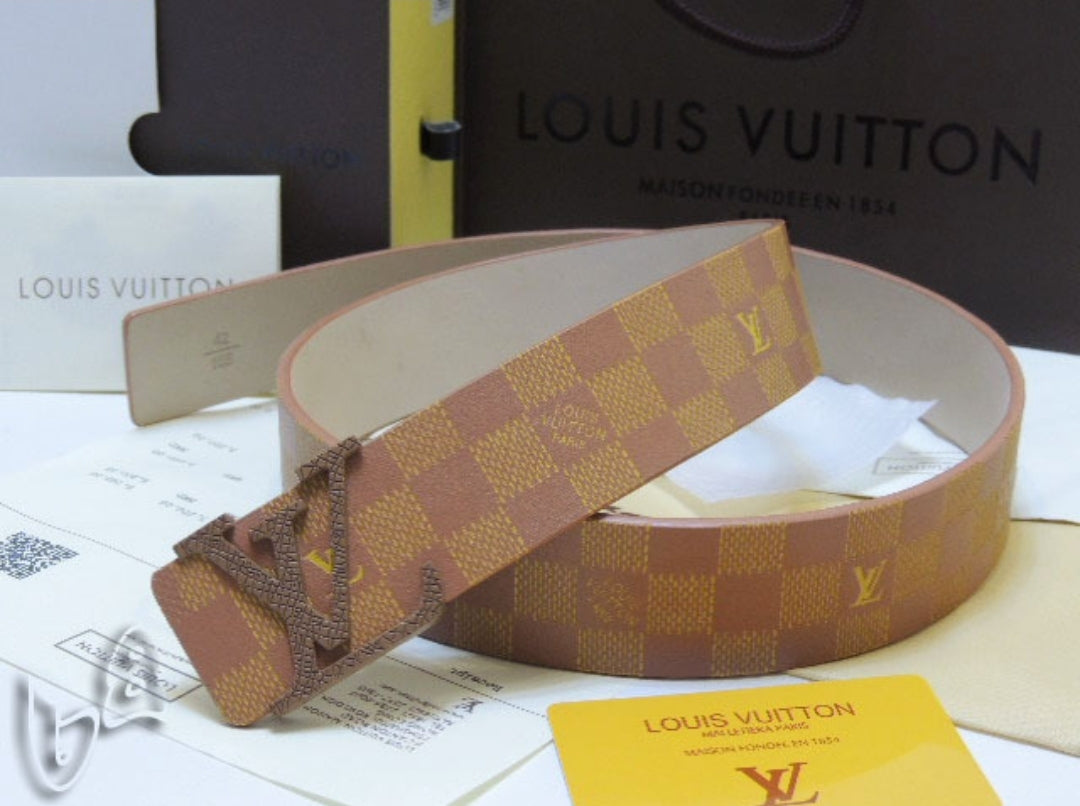 LV #initials38mm