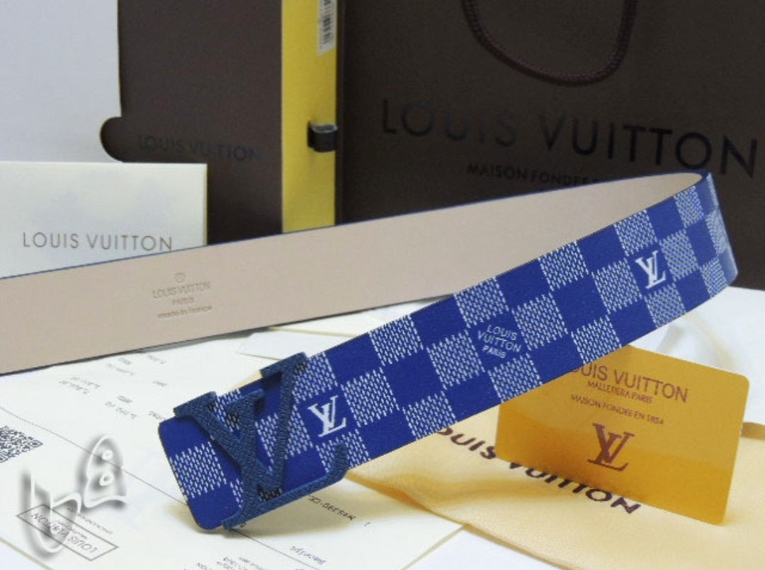 LV #initials38mm