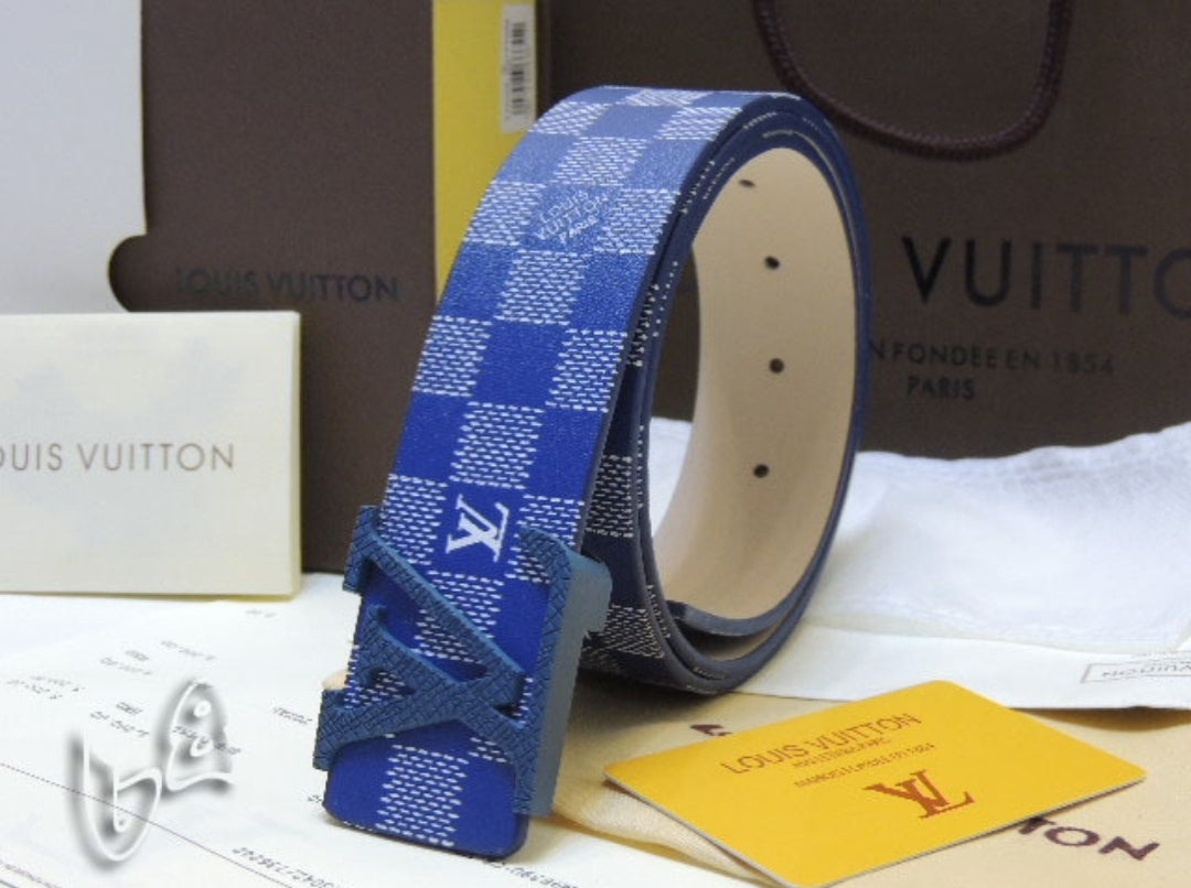 LV #initials38mm