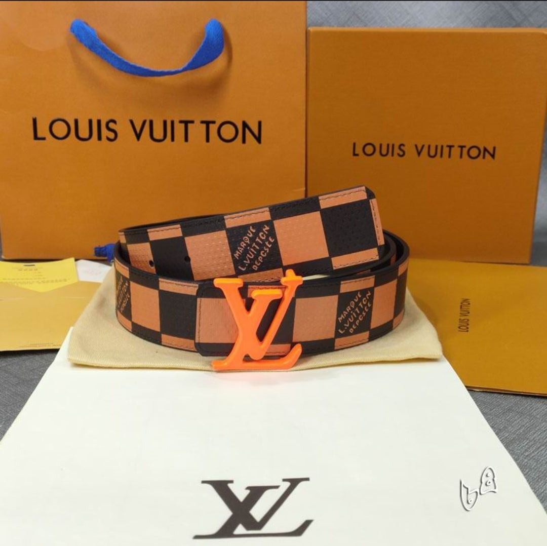 LV #Initials38mm