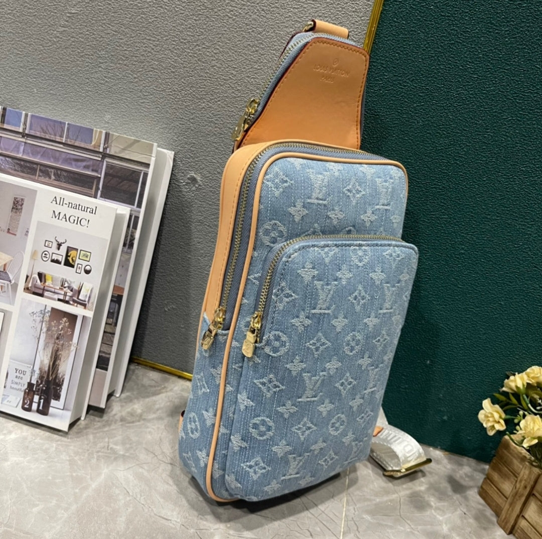 LV #AlphaDenim Messenger