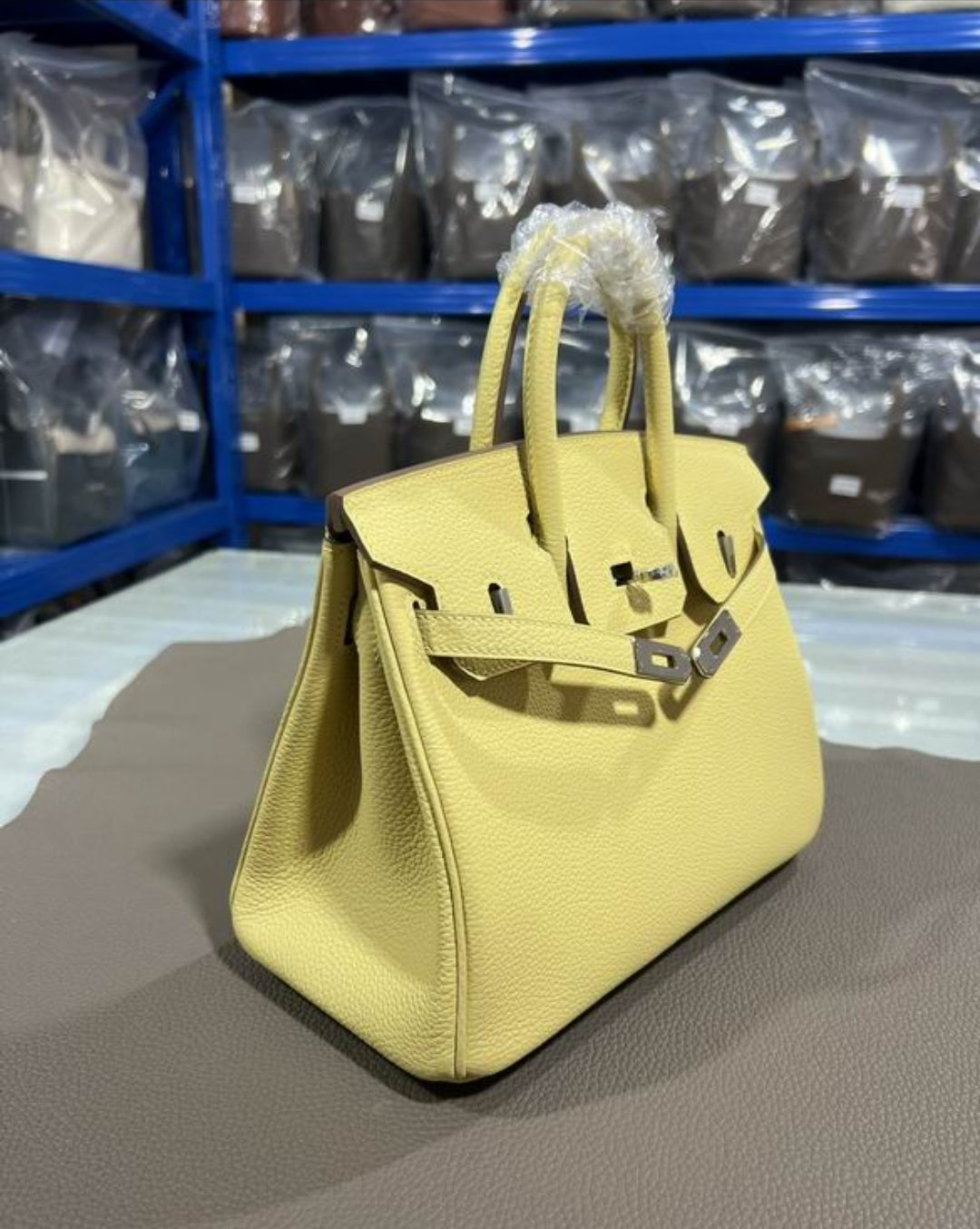 HMe #Birkin25/30 Canary