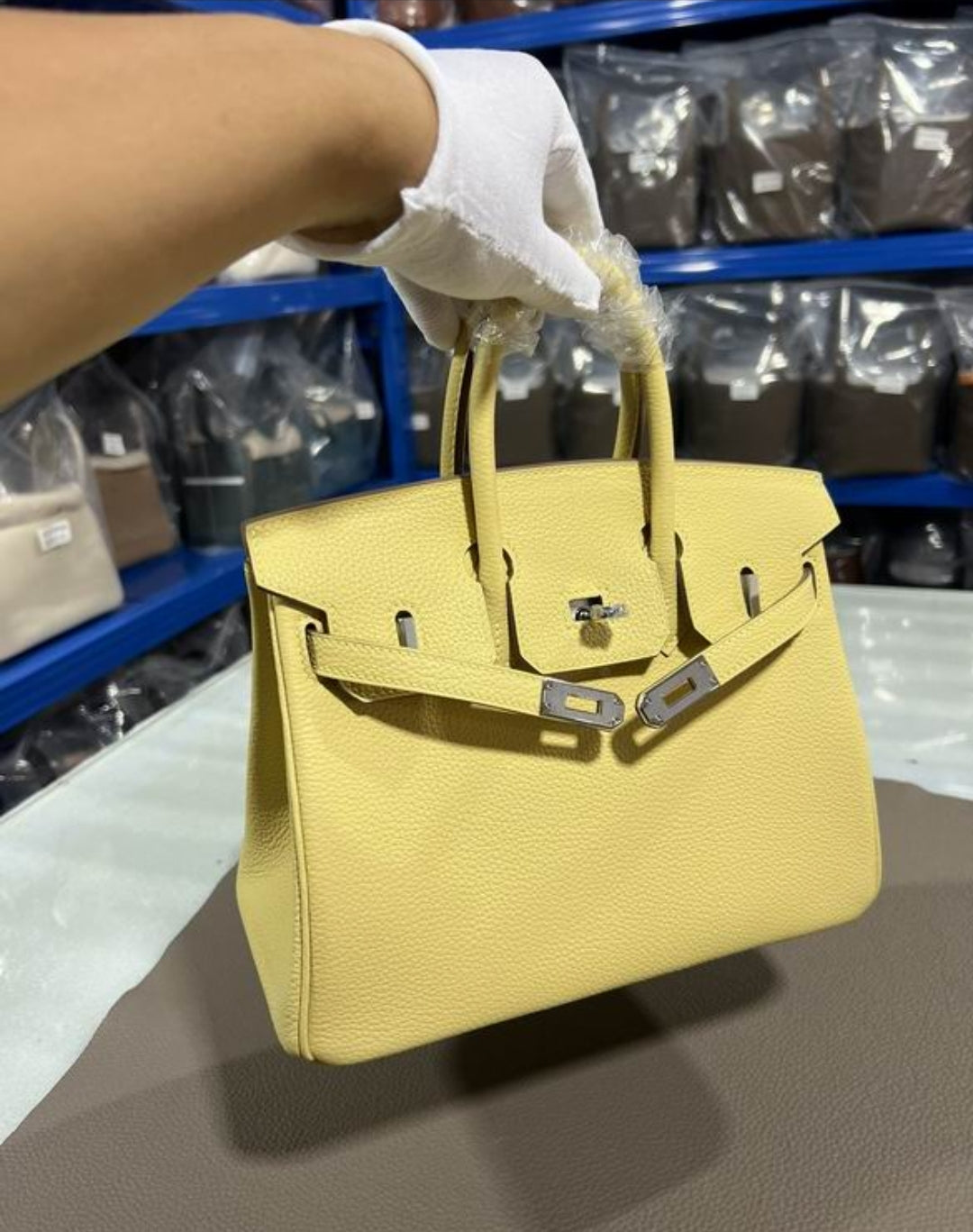 HMe #Birkin25/30 Canary