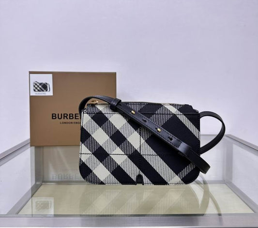 Bur #Snip CrossBody