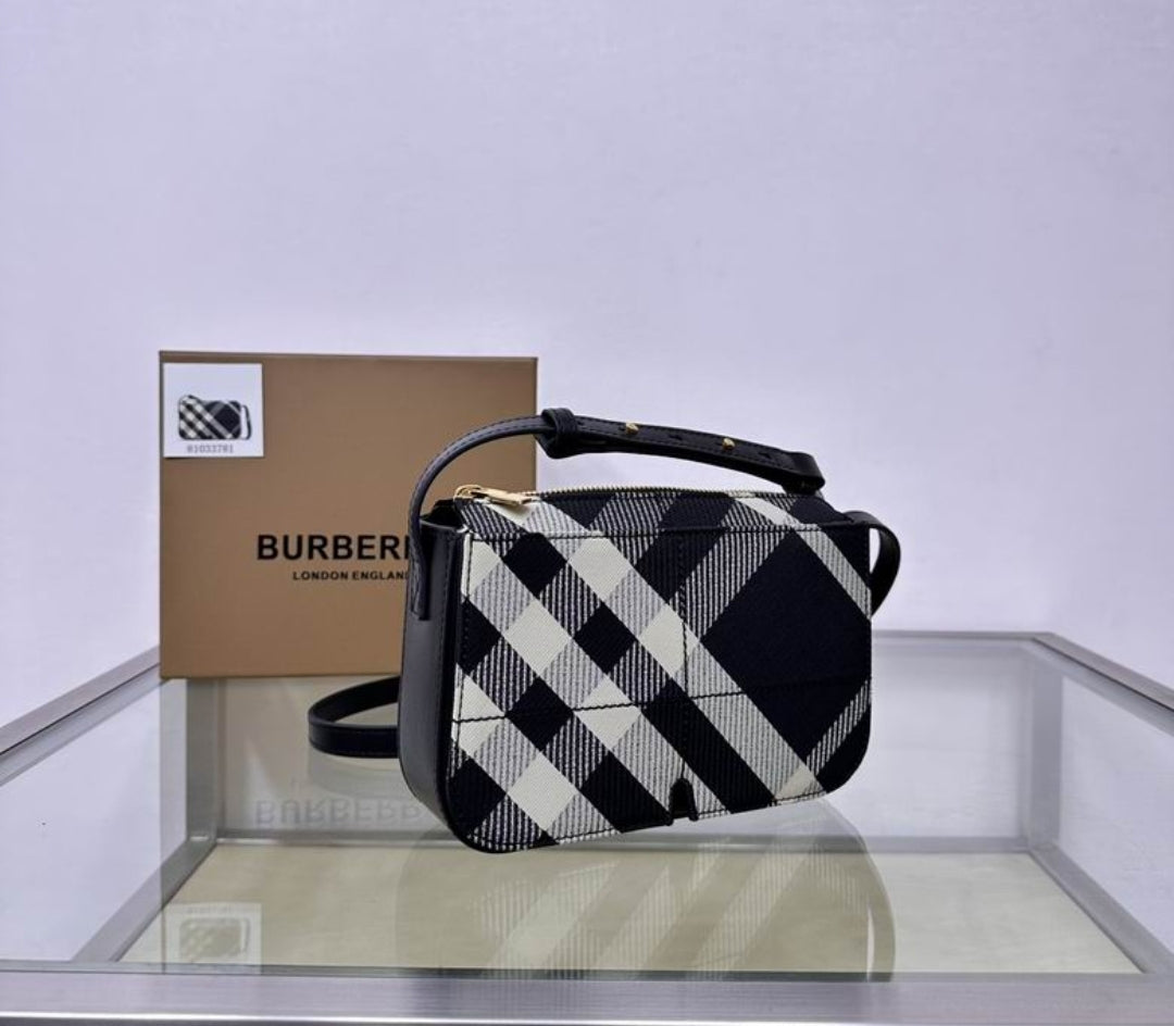 Bur #Snip CrossBody