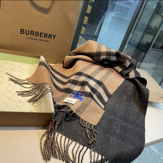 BUR #Reversible CheckScarf