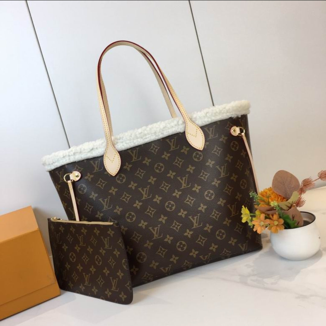 LV #WinterTote