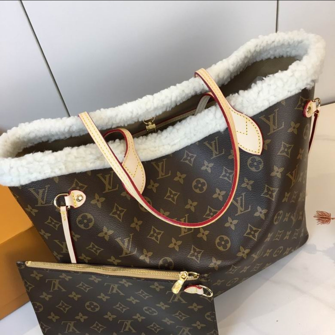 LV #WinterTote