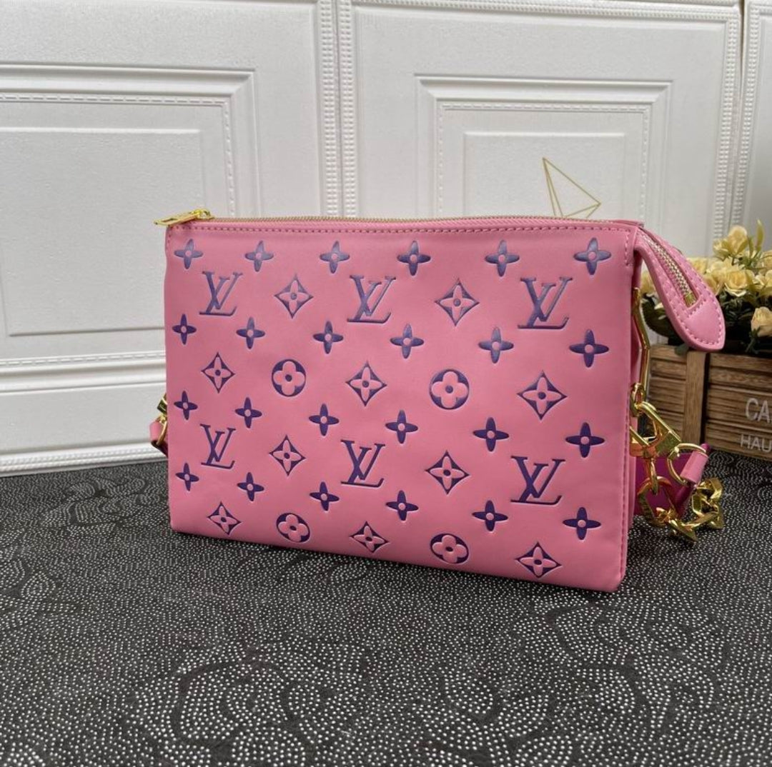 LV #Coussin Pouchette