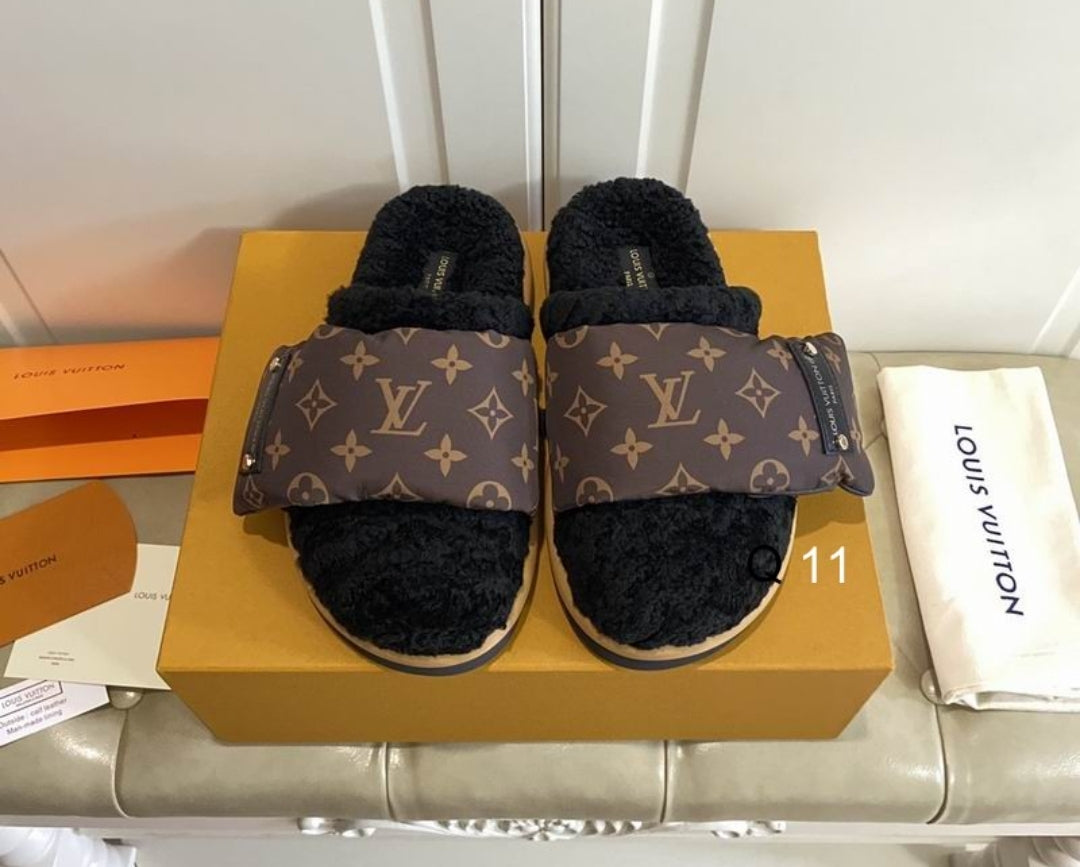 LV #Slipper Mules