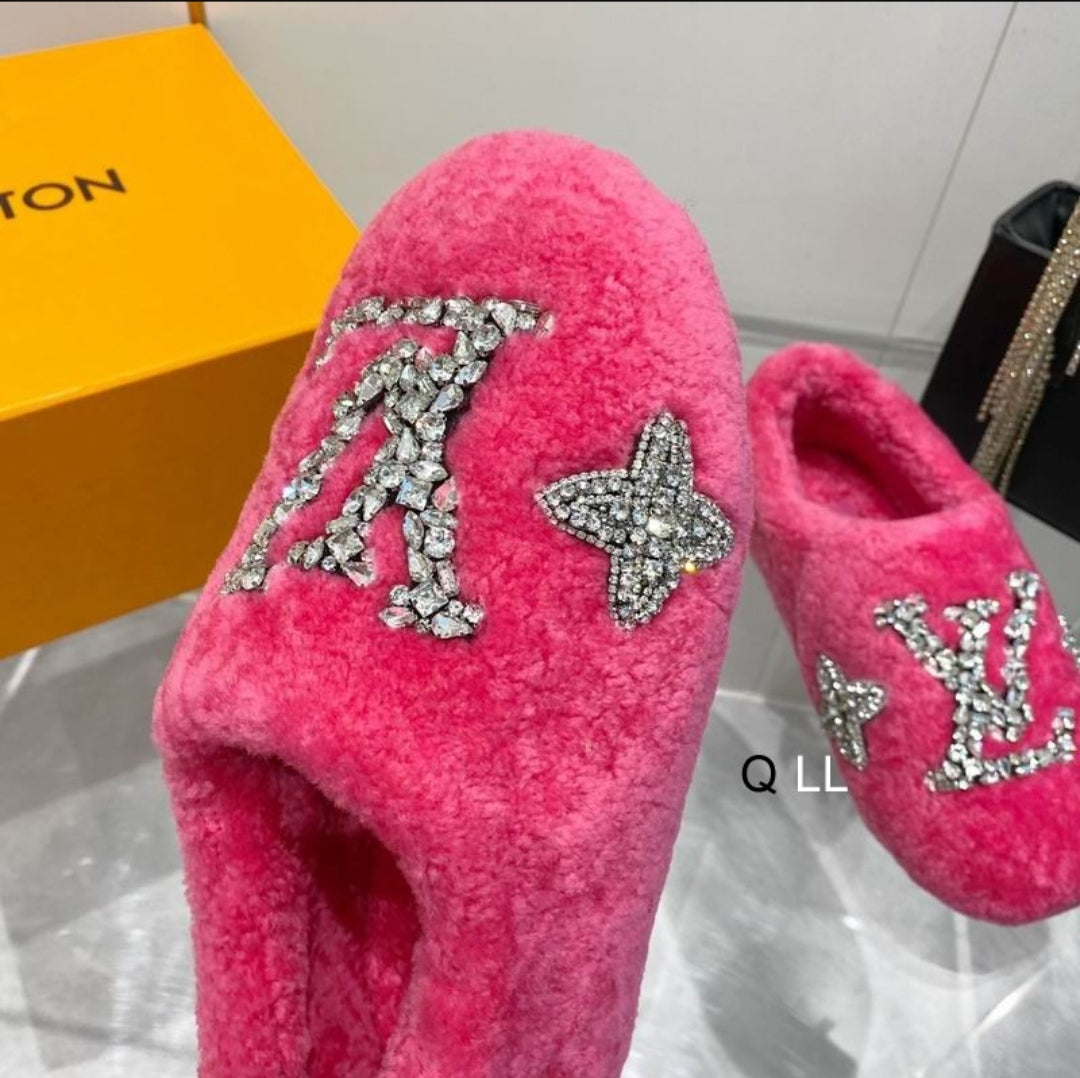 LV #Slipper