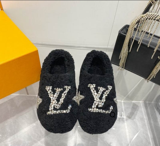 LV #Slippers