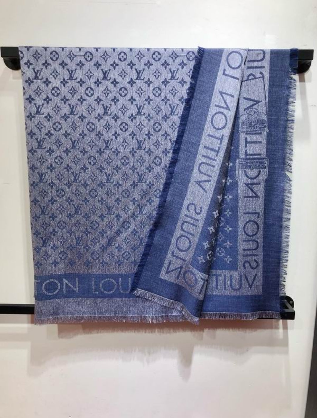 LV #Monogram Scarf