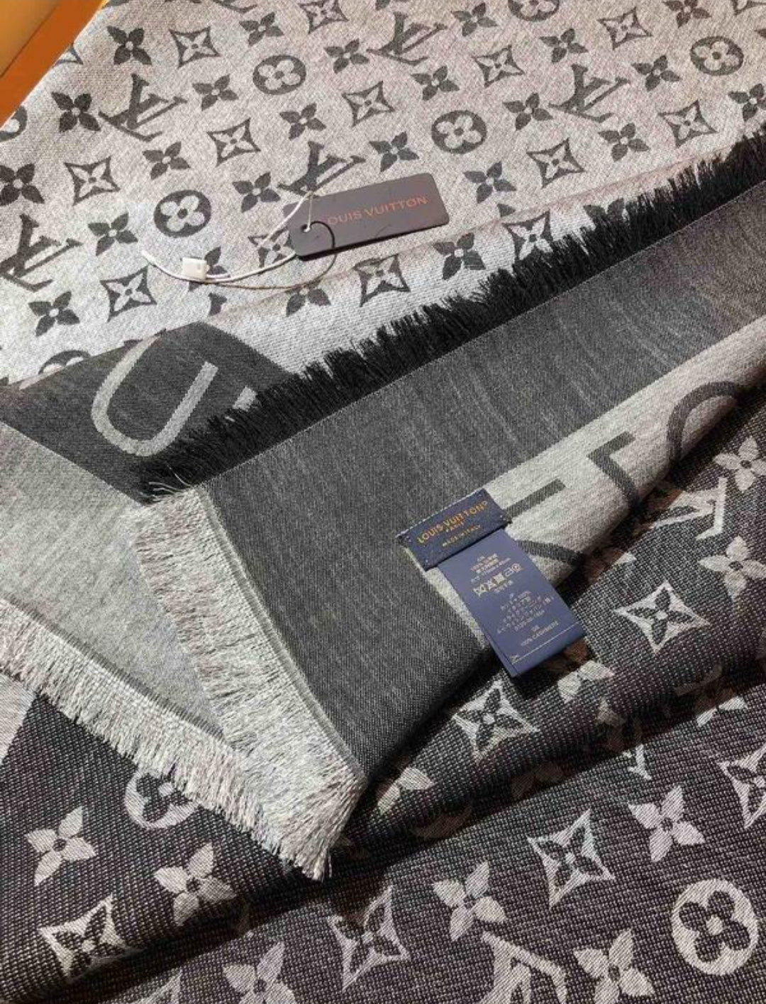 LV #Monogram Scarf