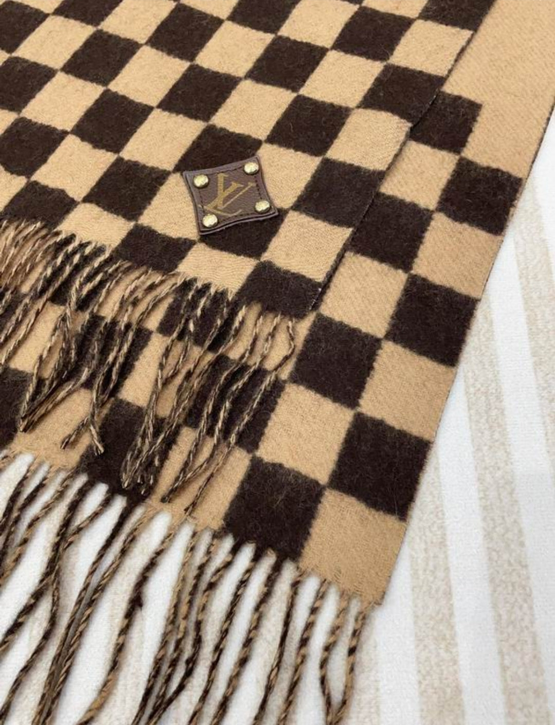 LV #Damier Scarf