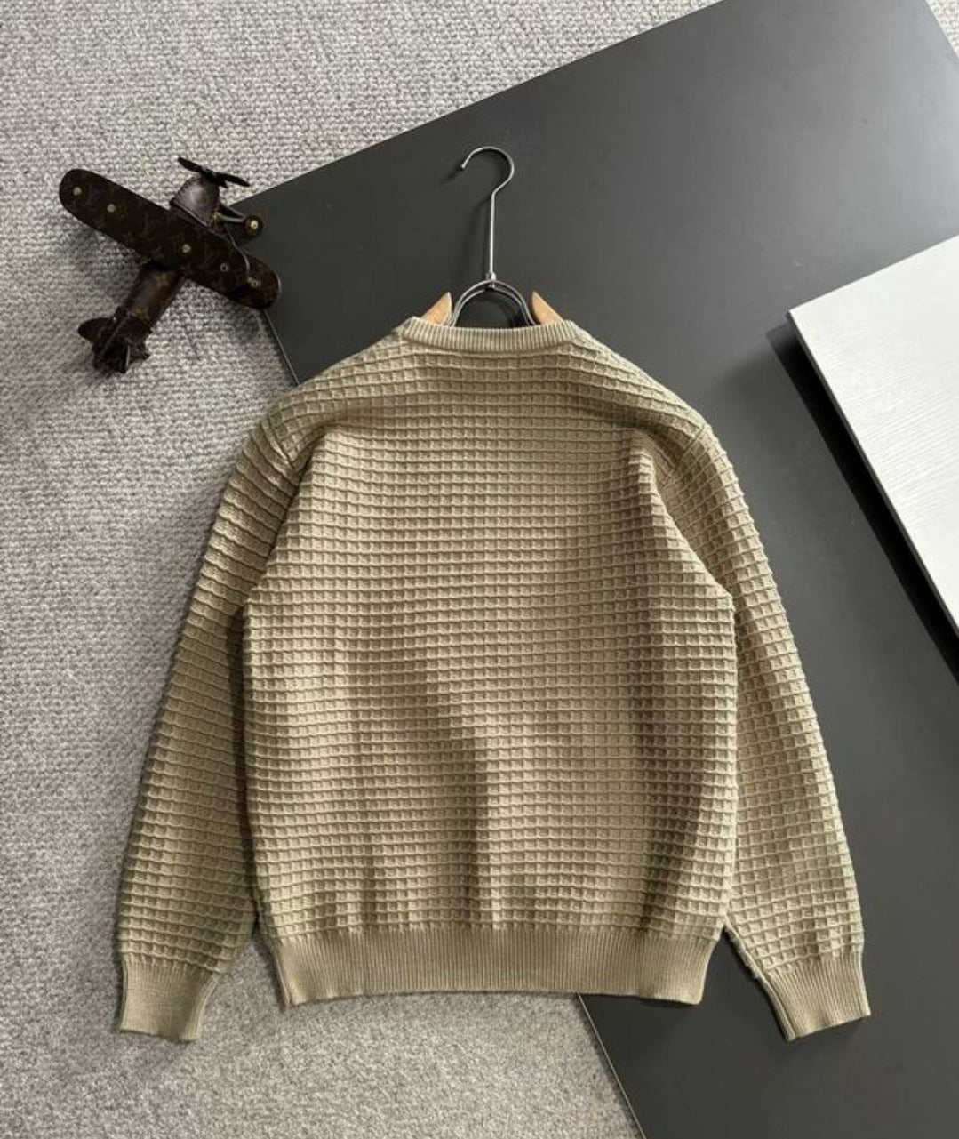 Bur #Label Sweater