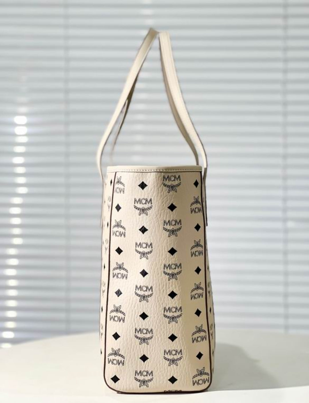 MC #Toni Shopper Tote