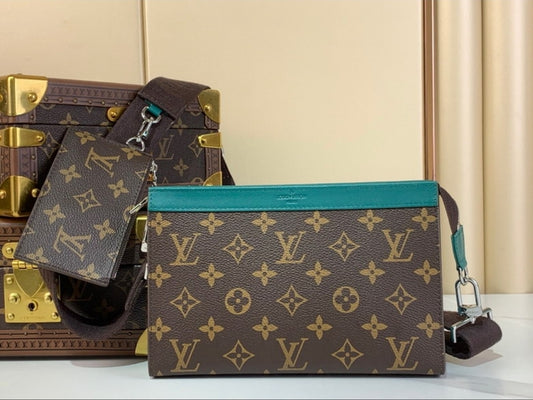 LV #Gaston