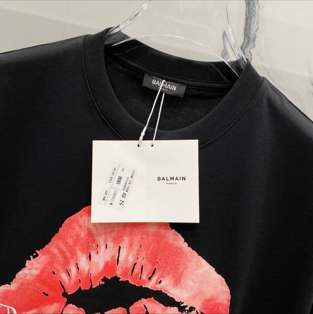 Bal #Kiss Tee