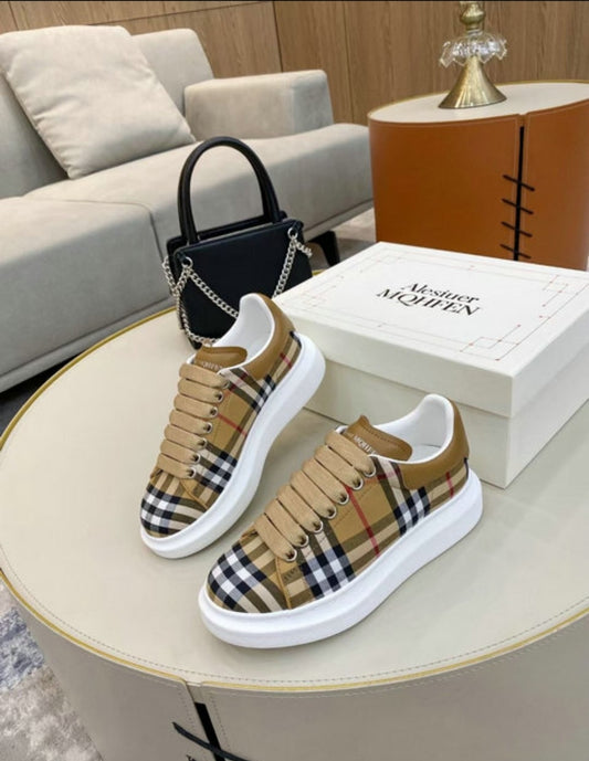 Mq #McQueens×Burberry