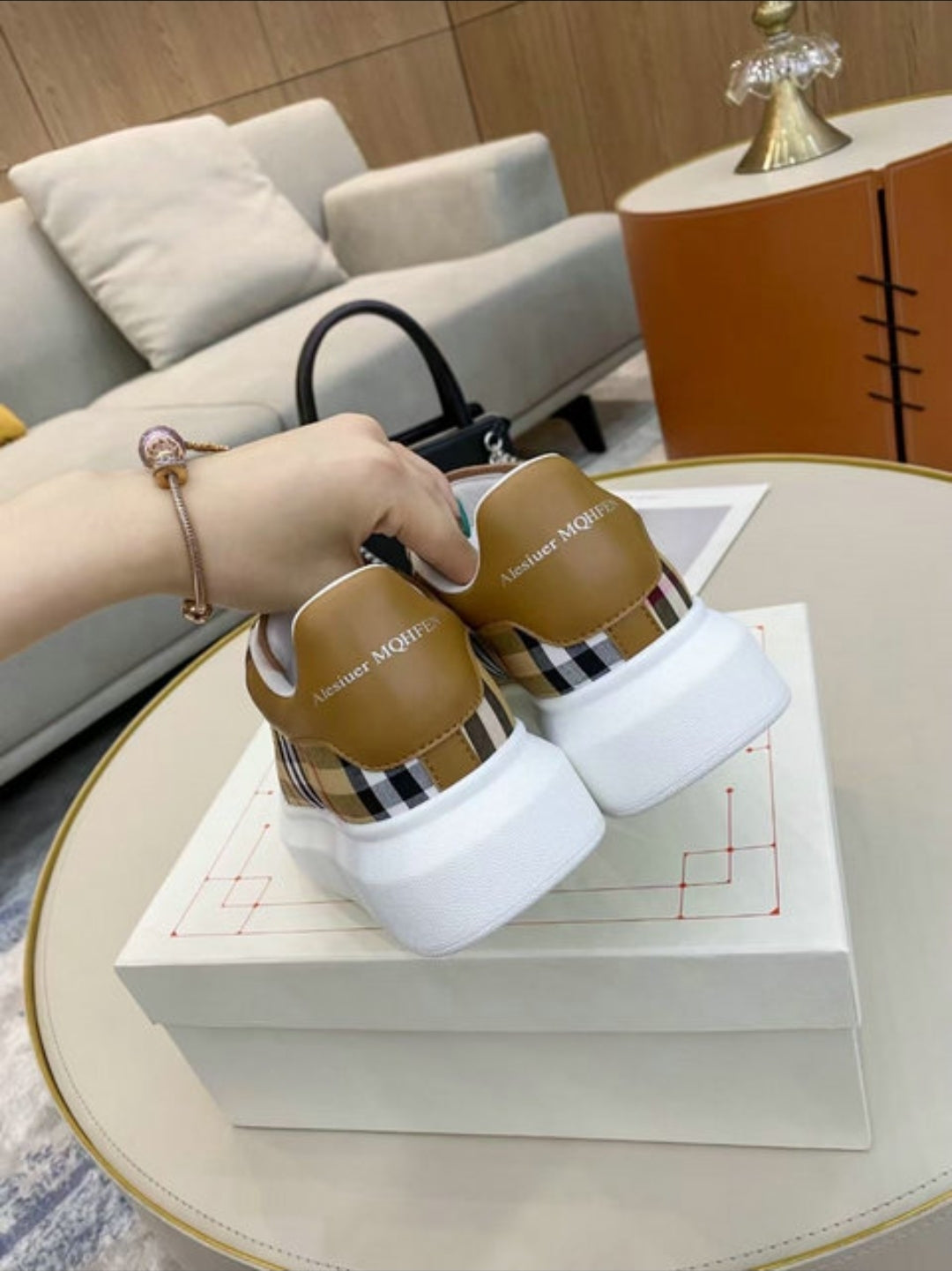 Mq #McQueens×Burberry