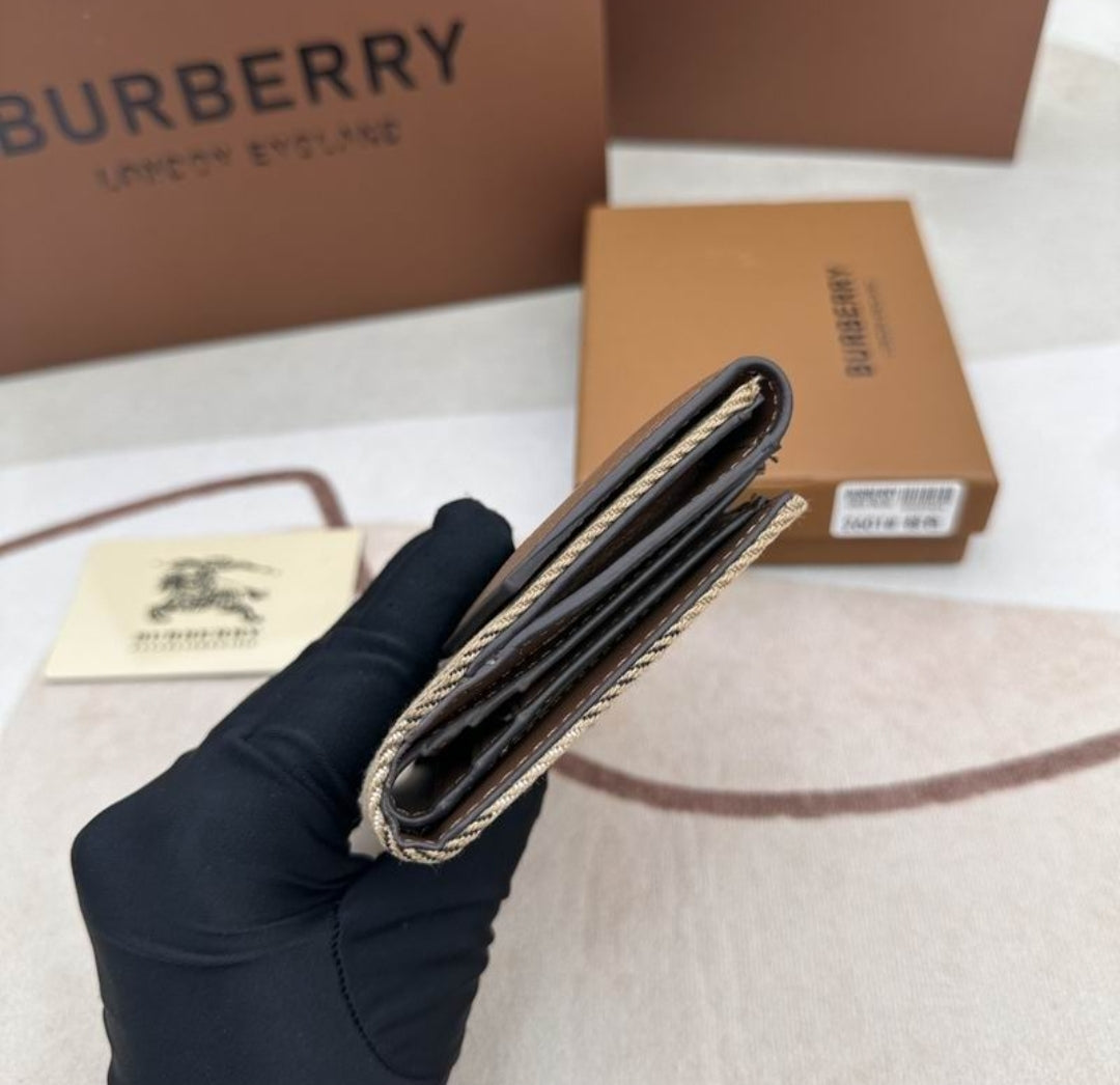 Bur #Luna Compact Wallet