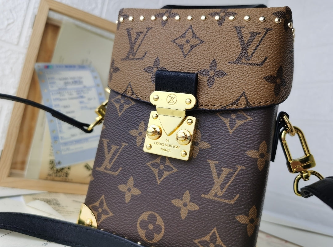 LV #CamBox