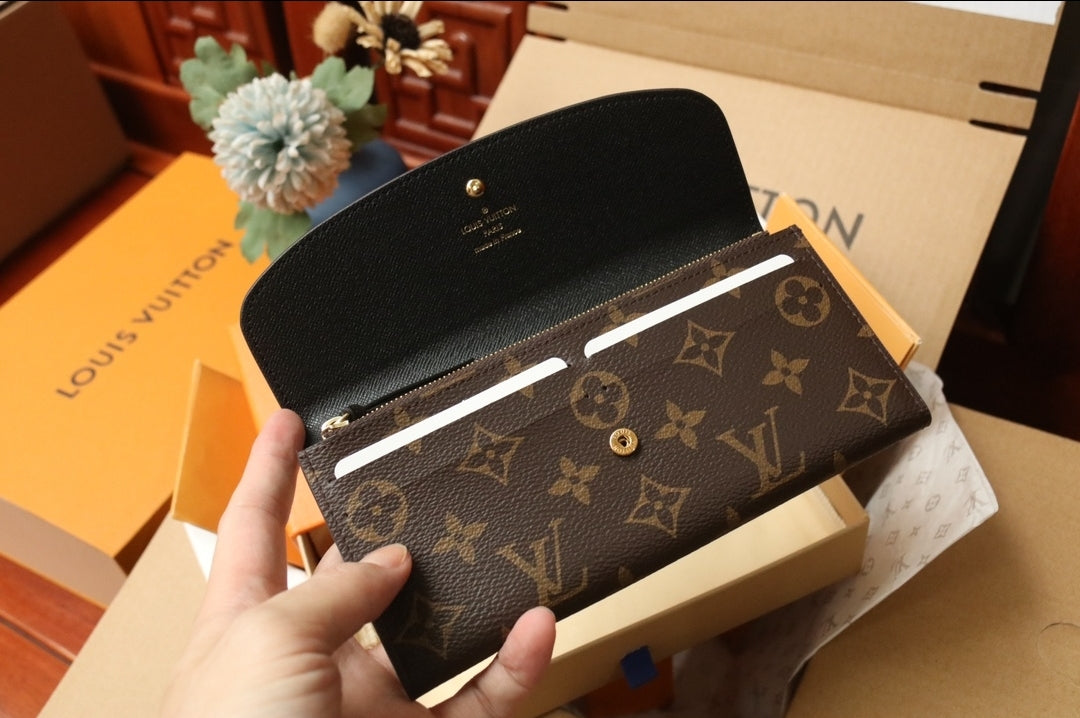 LV #Emilie